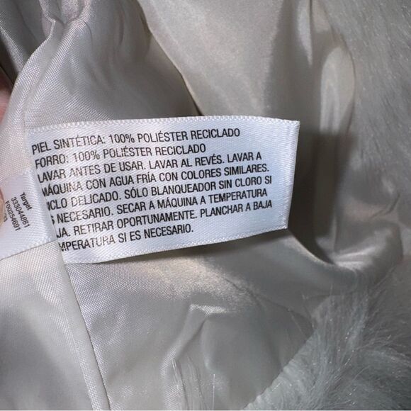 Art Class White Faux fur open coat- new without tags - Picture 9 of 9